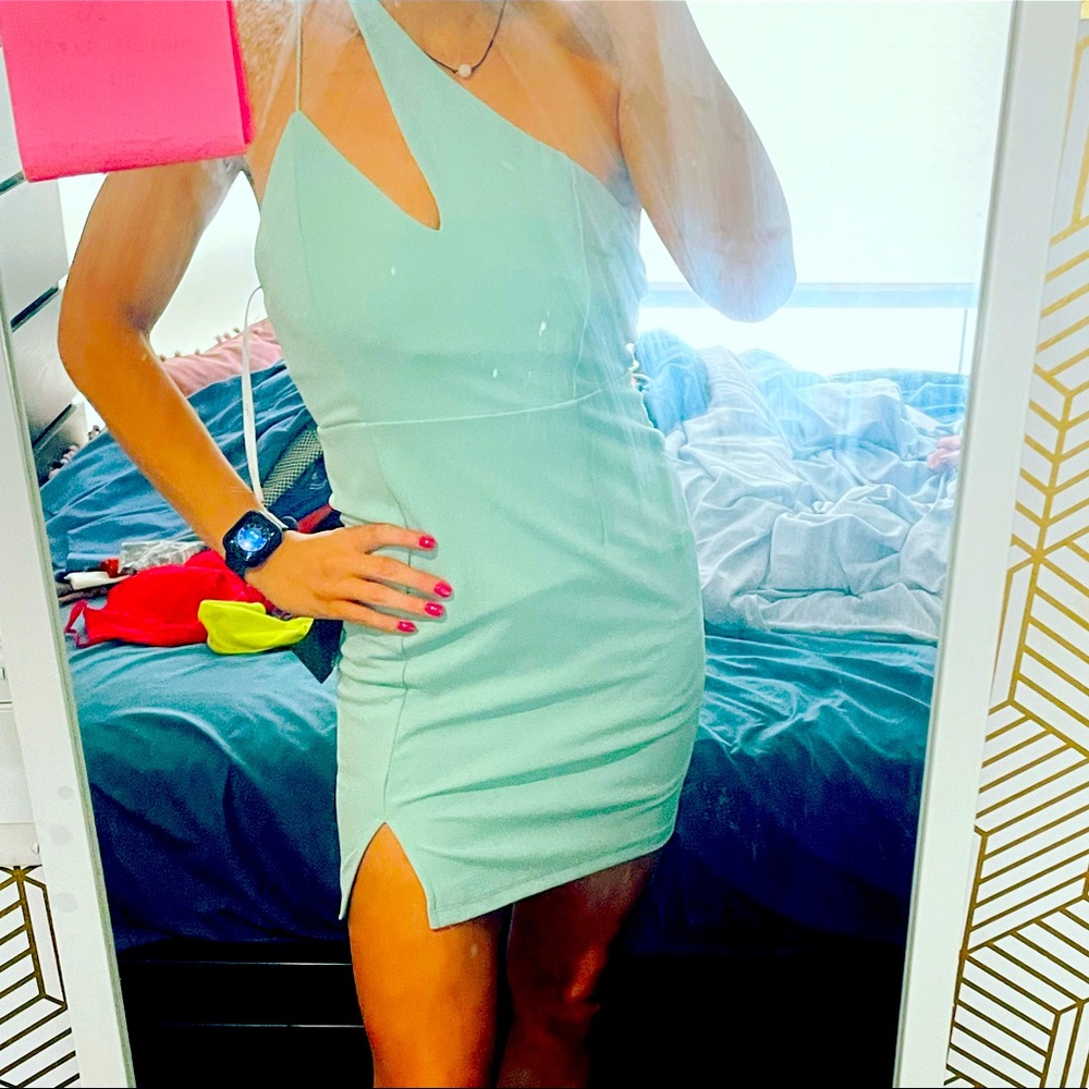 Lulu’s baby blue / teal / sea foam green dress!